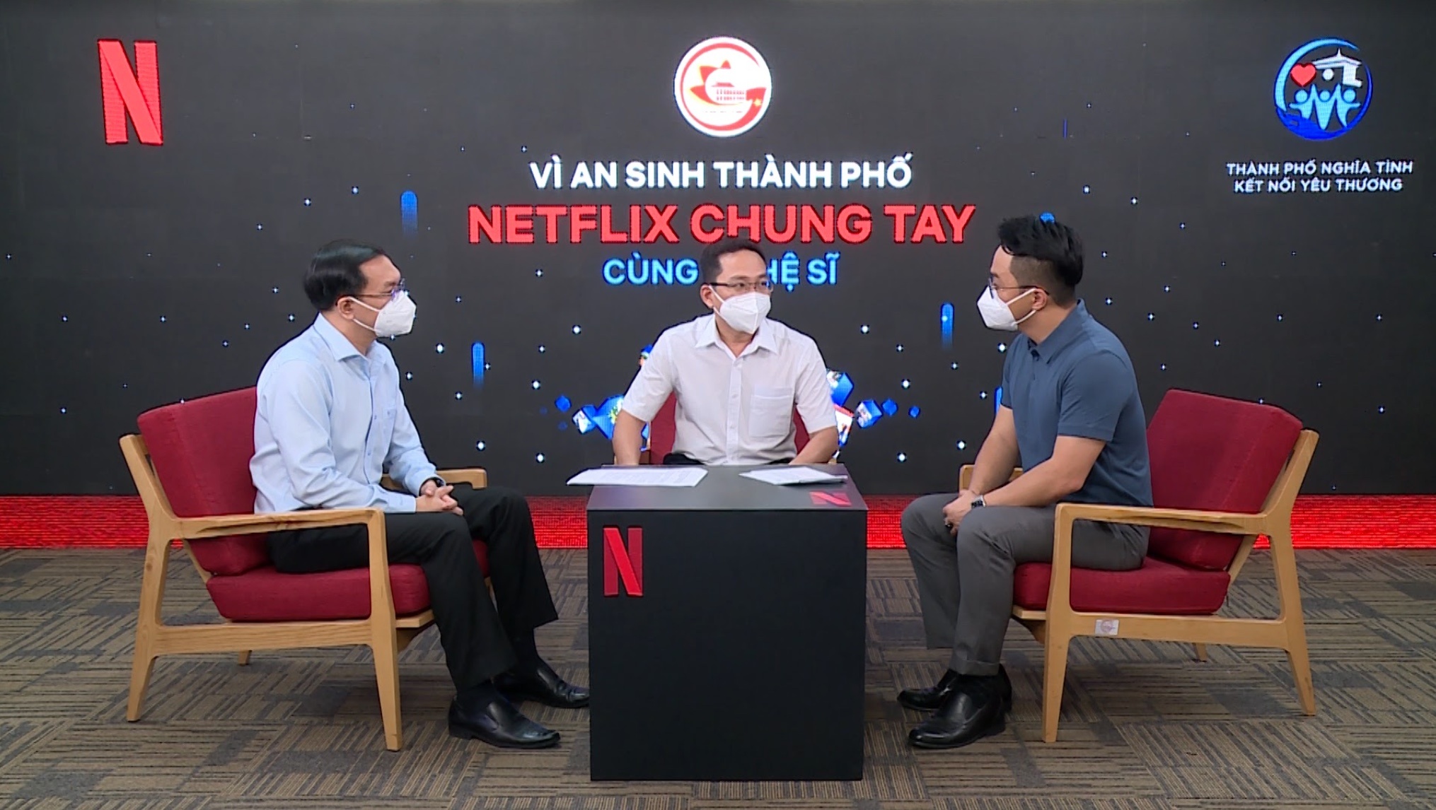 Netflix chung tay cung nghe si anh 1