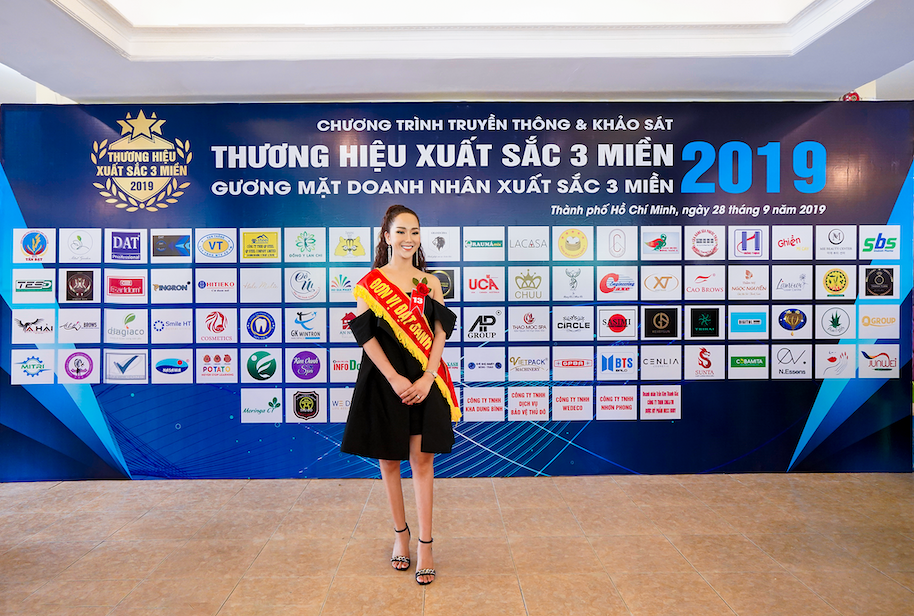 my pham Hale Malie anh 3