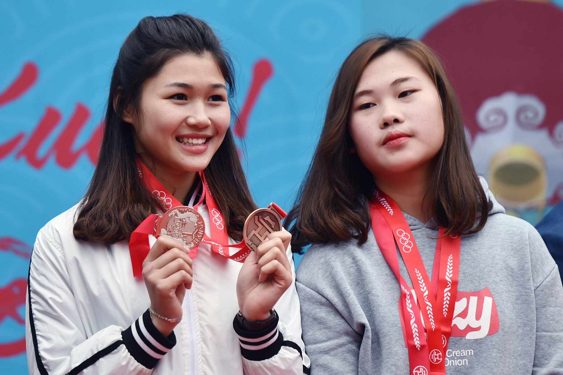 Vietnam Airlines anh 9