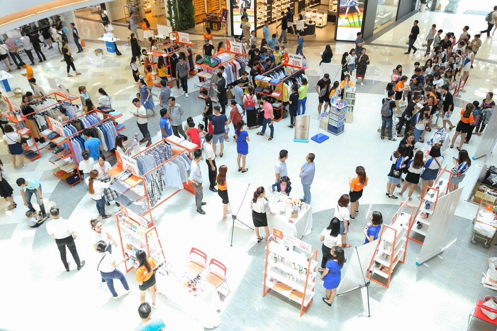 Vuivui.com chinh thuc ra mat nganh hang thoi trang va my pham hinh anh