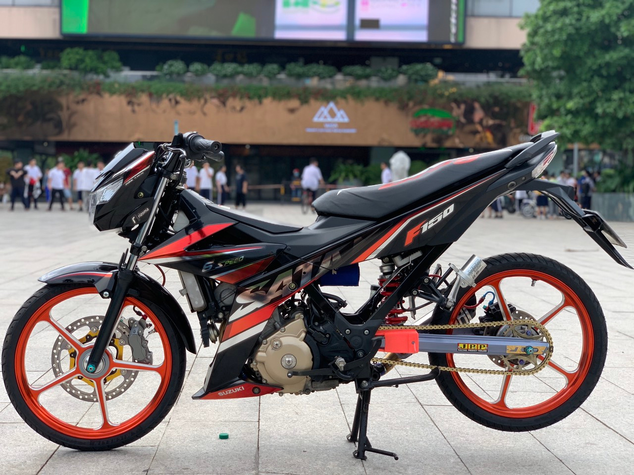 Suzuki  ảnh 3 Suzuki anh 3