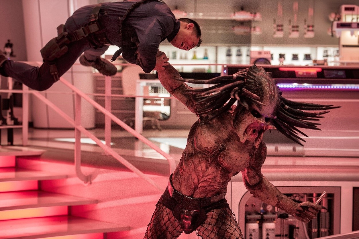 'The Predator' - sự trở lại đáng sợ của quái thú vô hình ảnh 2 'The Predator' - su tro lai dang so cua quai thu vo hinh anh 2