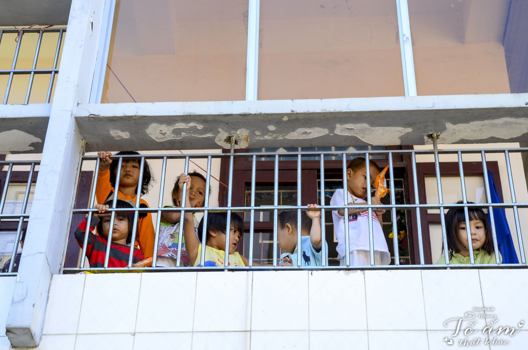 Nhung to am that khac anh 9