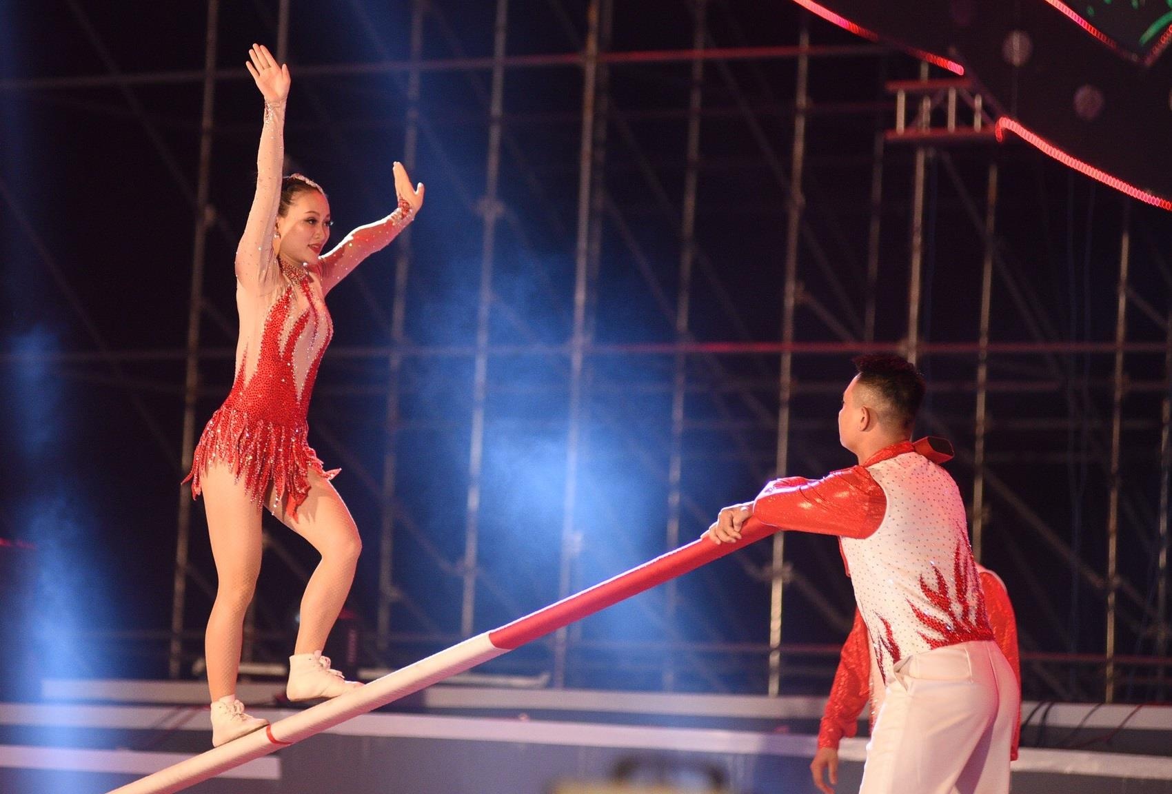 Man 'Nhao lon tren vong' cua nghe si Viet gianh giai vang xiec quoc te hinh anh