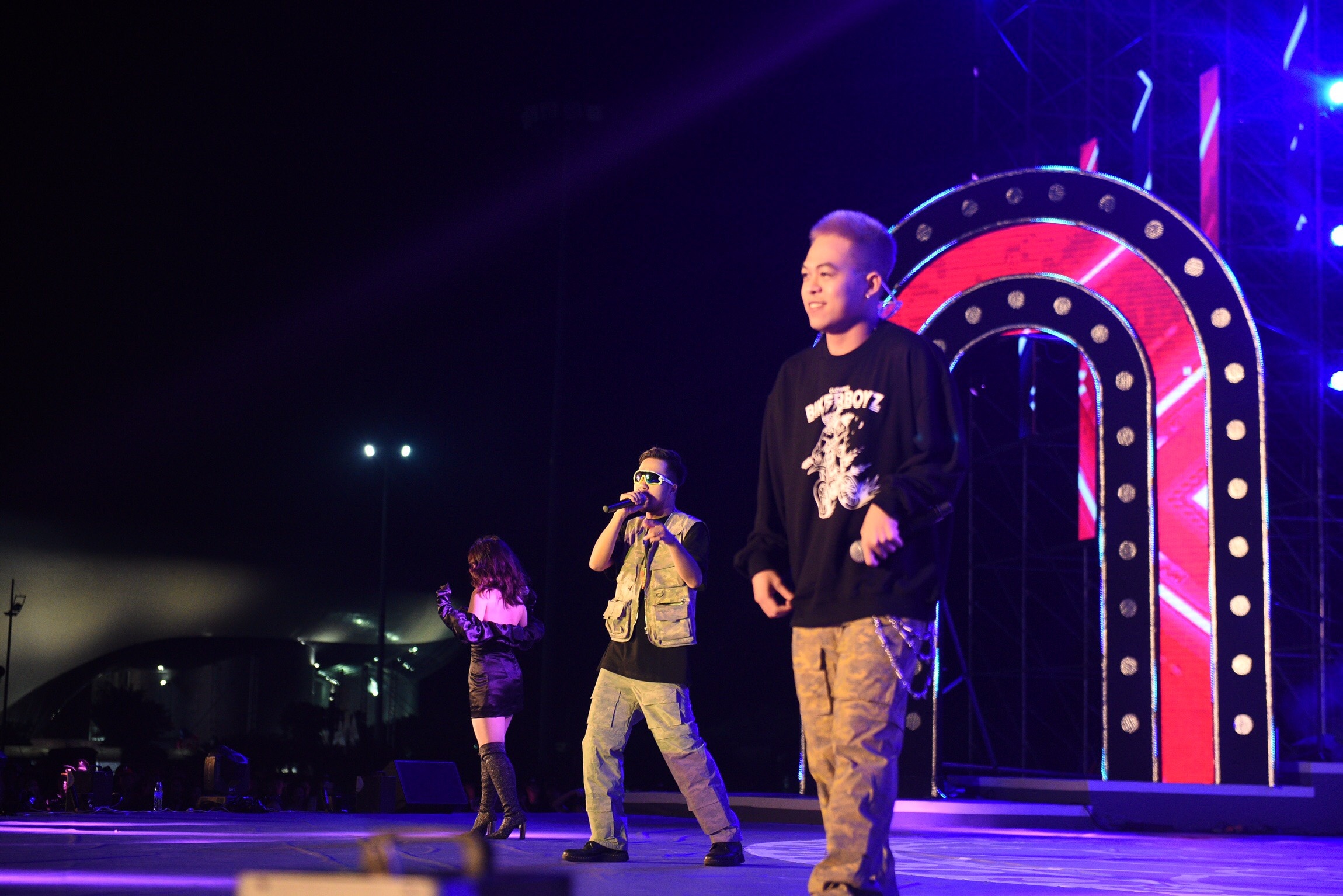 Lien hoan xiec quoc te Ha Long anh 8