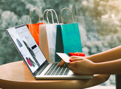 Vi sao cong ty du lich nen khai thac danh gia cua khach hang? hinh anh