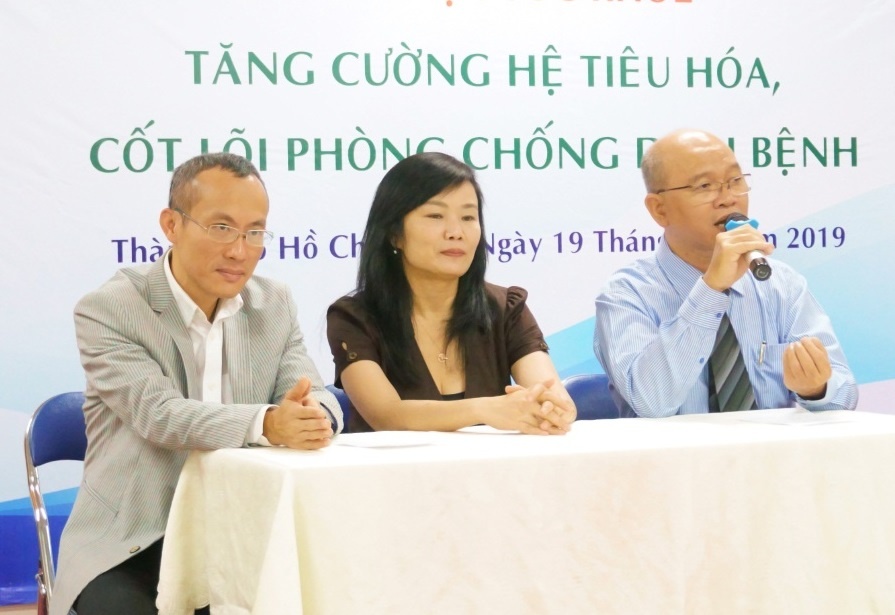 Hoi thao ve nuoc dien giai ion kiem tai Benh vien Cho Ray hinh anh