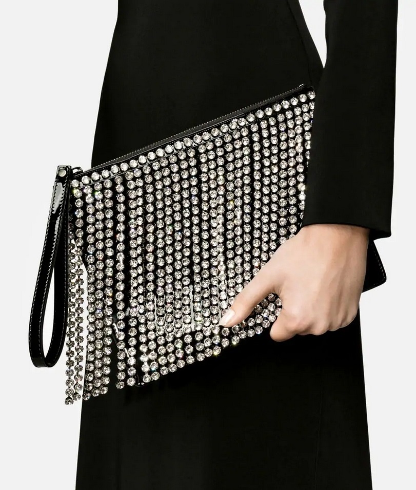 tang gi ngay Valentine,  mua trang suc tang Valentine anh 2