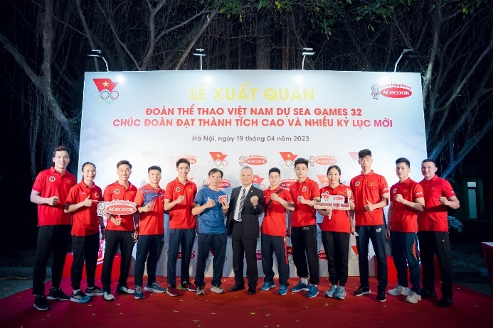 Acecook dong hanh cung Doan The thao Viet Nam du SEA Games 32 hinh anh
