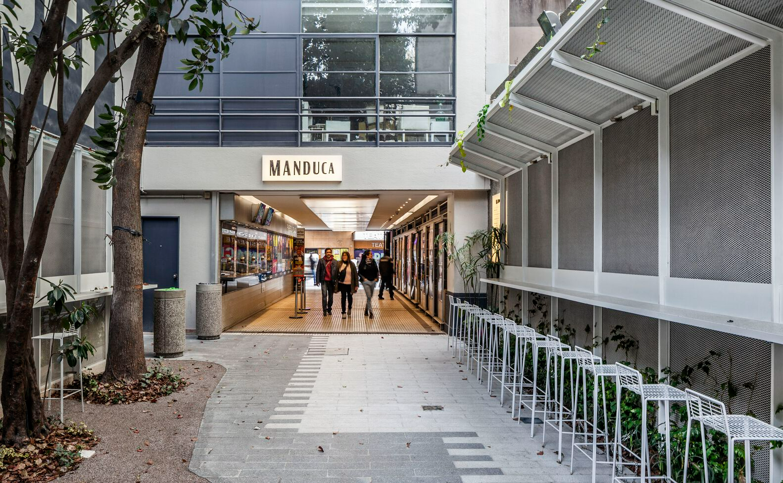 khu pho thuong mai anh 1