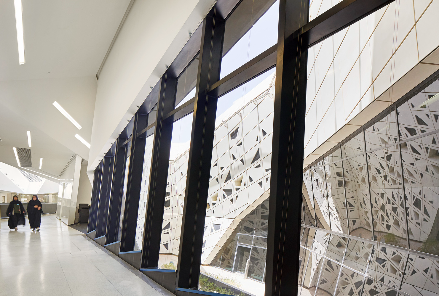 thiet ke hien dai anh 10