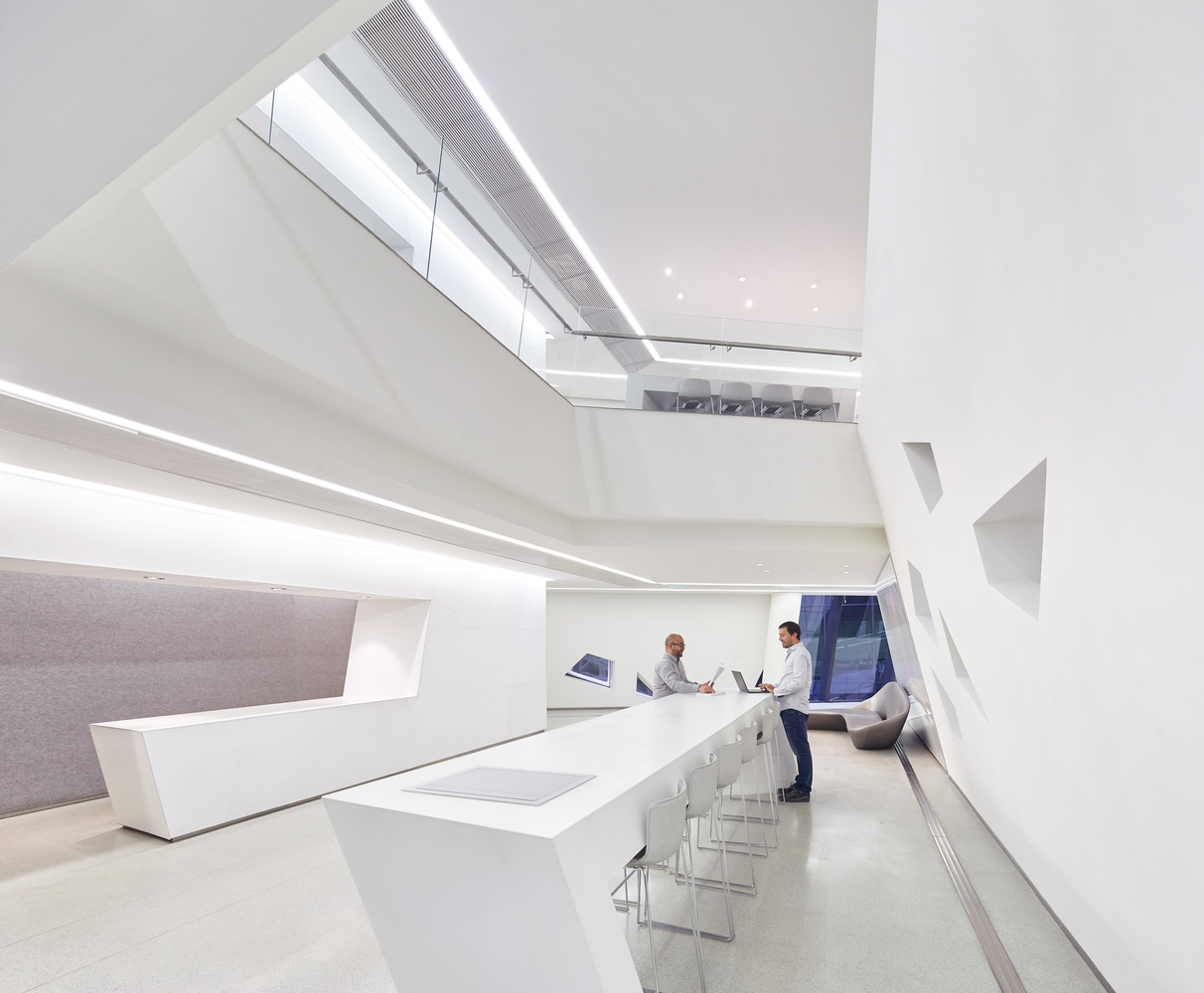 thiet ke hien dai anh 8