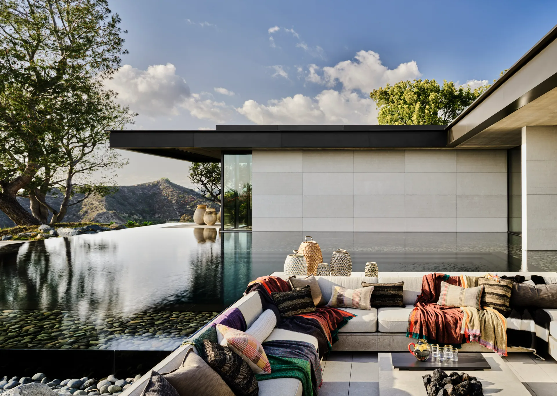 thiet ke hien dai anh 8