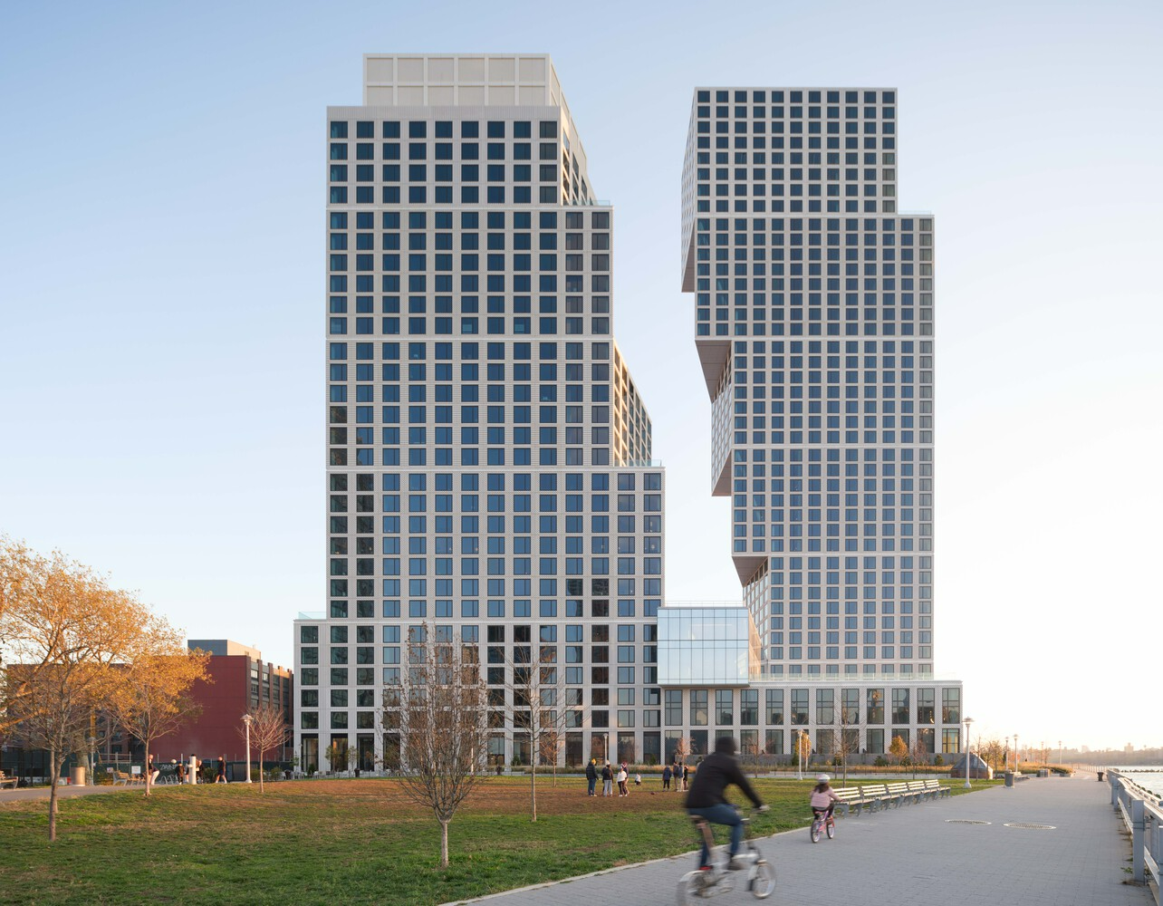 toa nha song sinh anh 1