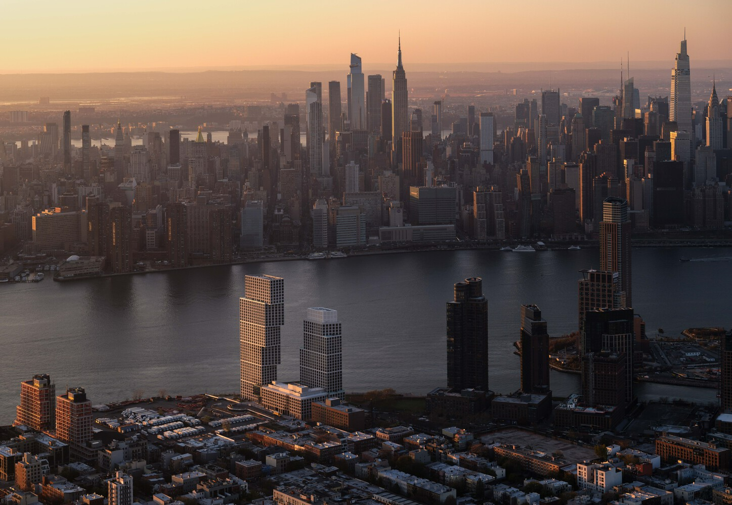 toa nha song sinh anh 8