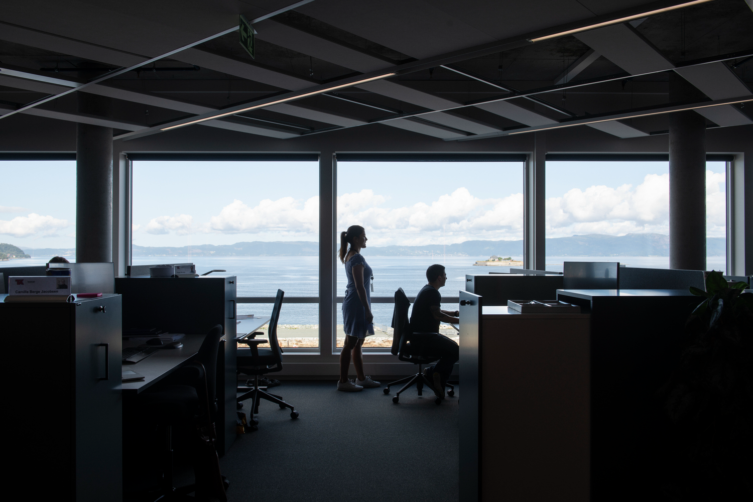 toa nha nang luong anh 4