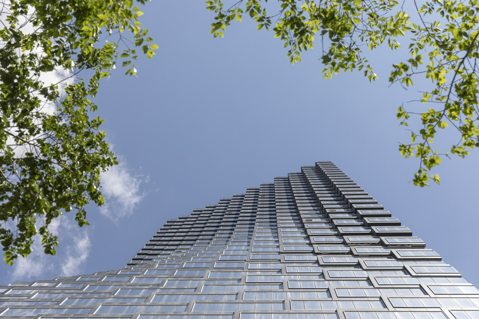 Telus Sky Tower anh 9