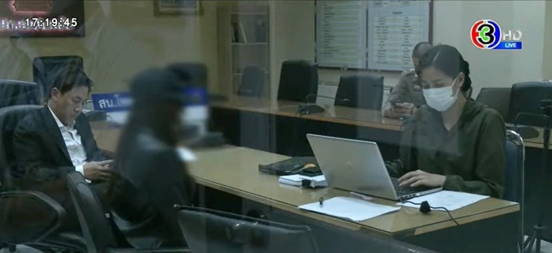 tan cong tinh duc anh 2