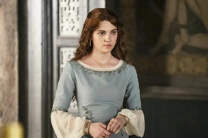 Canh nong voi ban dien hon 30 tuoi khien nu dien vien so hai hinh anh