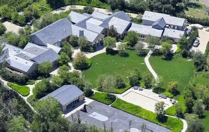 Dinh thu 60 trieu USD cua Kim Kardashian bi dot nhap hinh anh