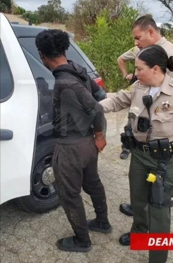 Nhà của Kim bị trộm ảnh 1 Nha cua Kim bi trom anh 1