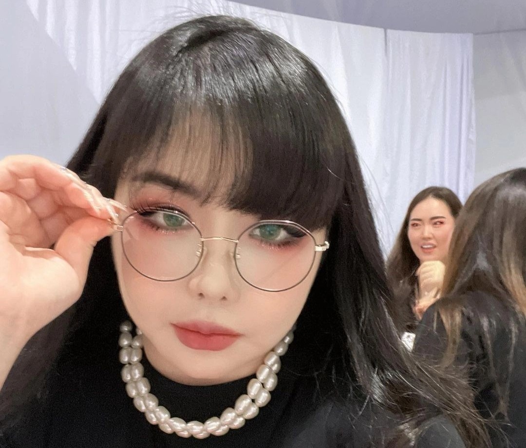 Ngoai hinh khac la cua Park Bom (2NE1) hinh anh