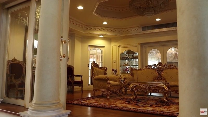 Chu tich Miss Grand International anh 5