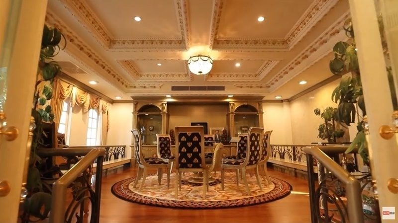 Chu tich Miss Grand International anh 4