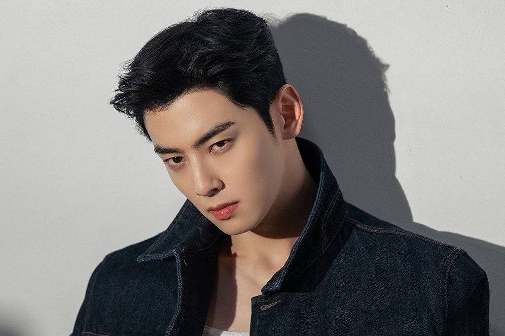 Nam dien vien duoc khen dien trai hon ca Hyun Bin hinh anh