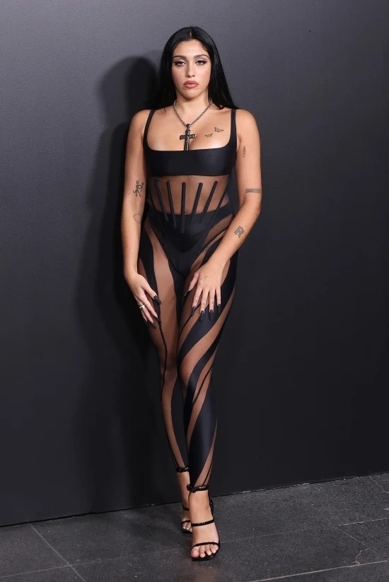 Kylie Jenner quyen ru anh 9