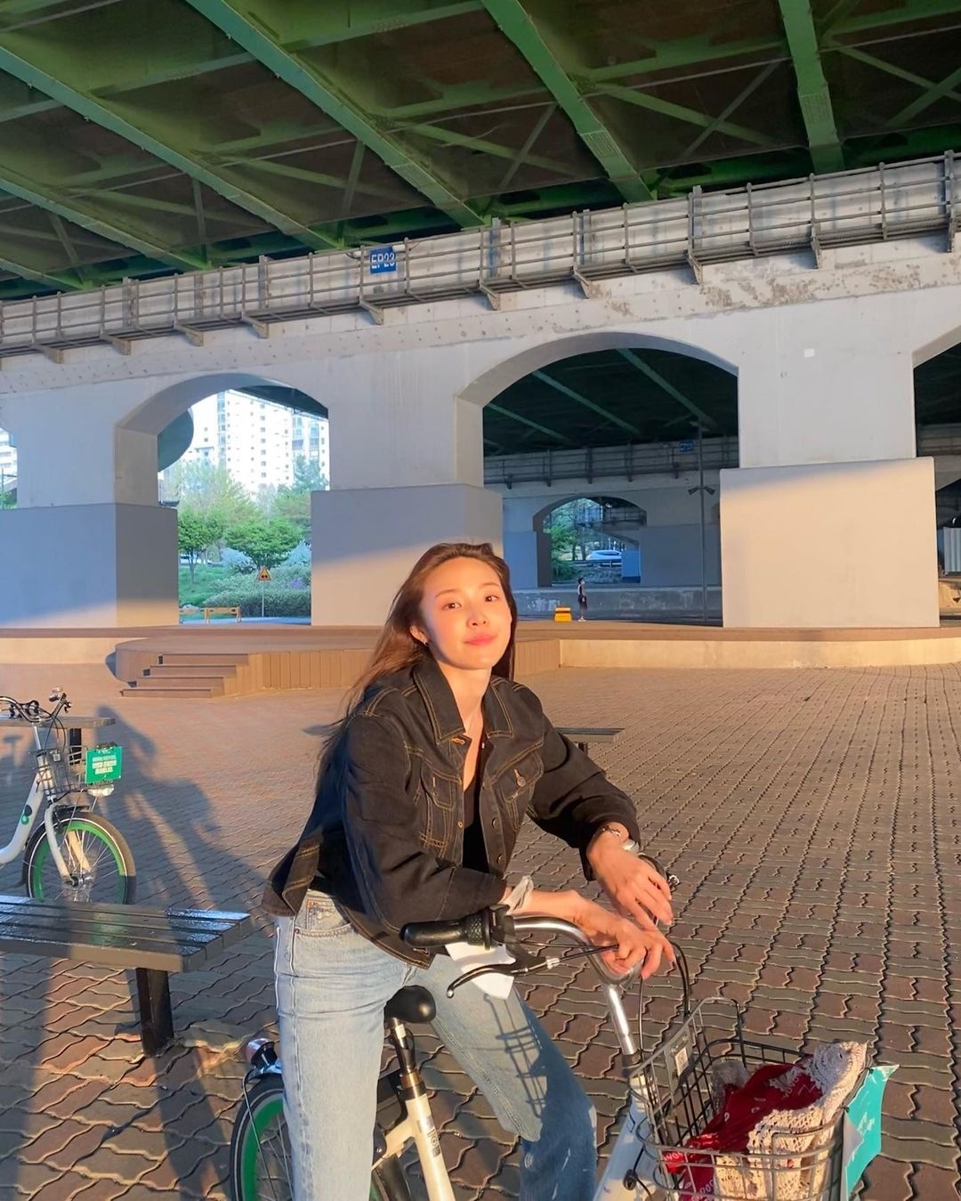 Hoa hau Trai Dat anh 3