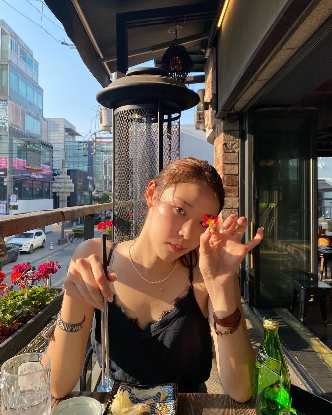 Hoa hau Trai Dat anh 10