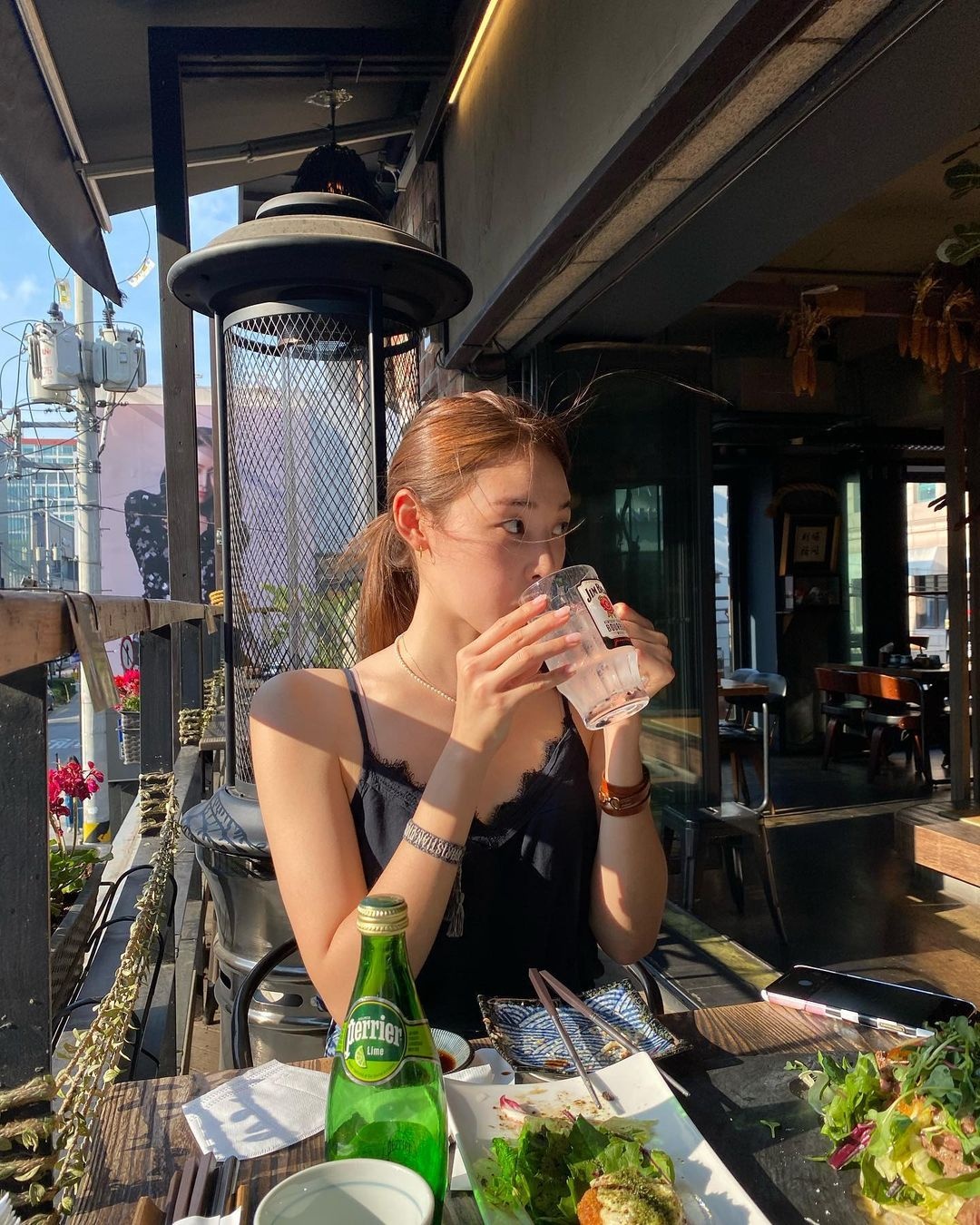 Hoa hau Trai Dat anh 9