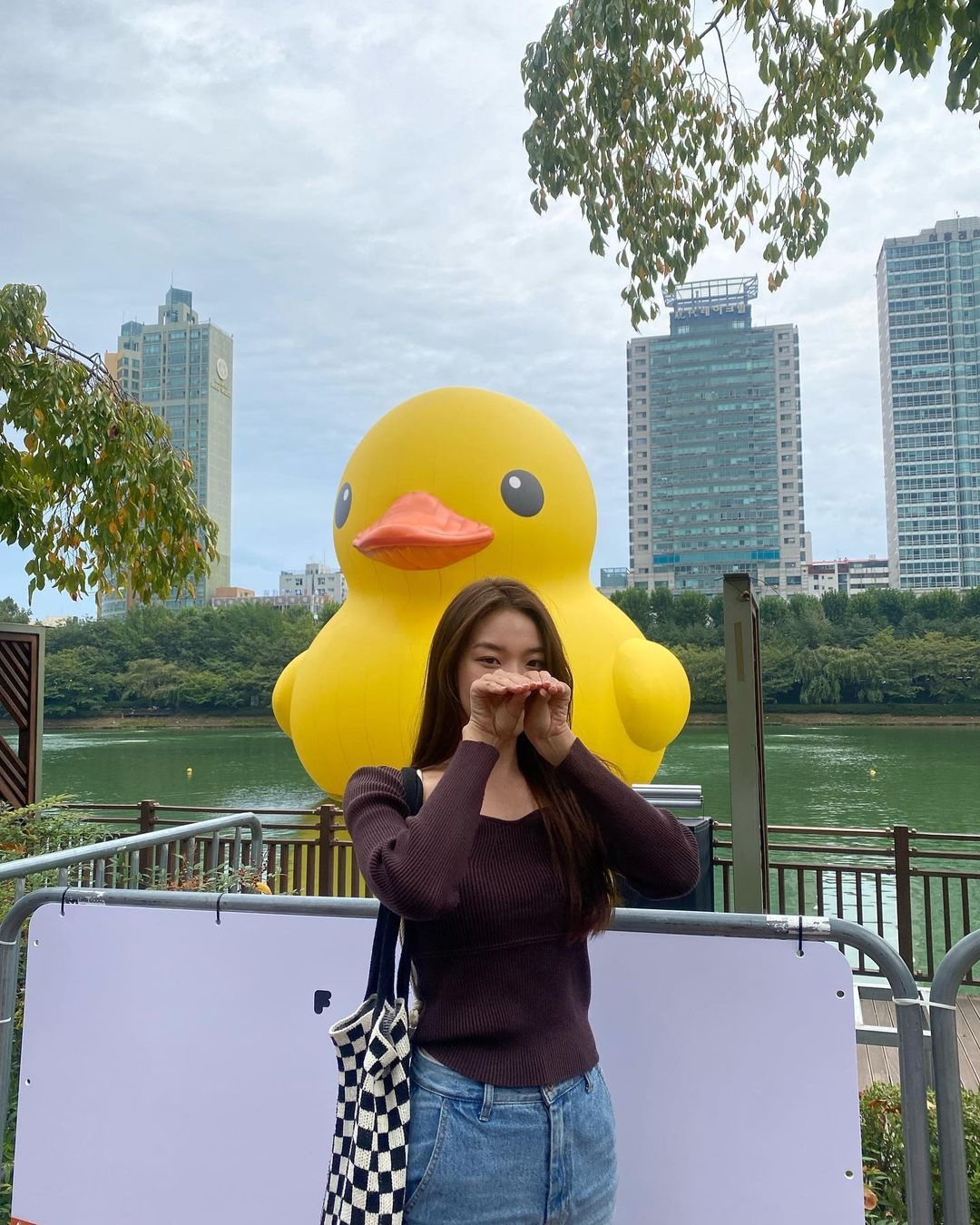 Hoa hau Trai Dat anh 8