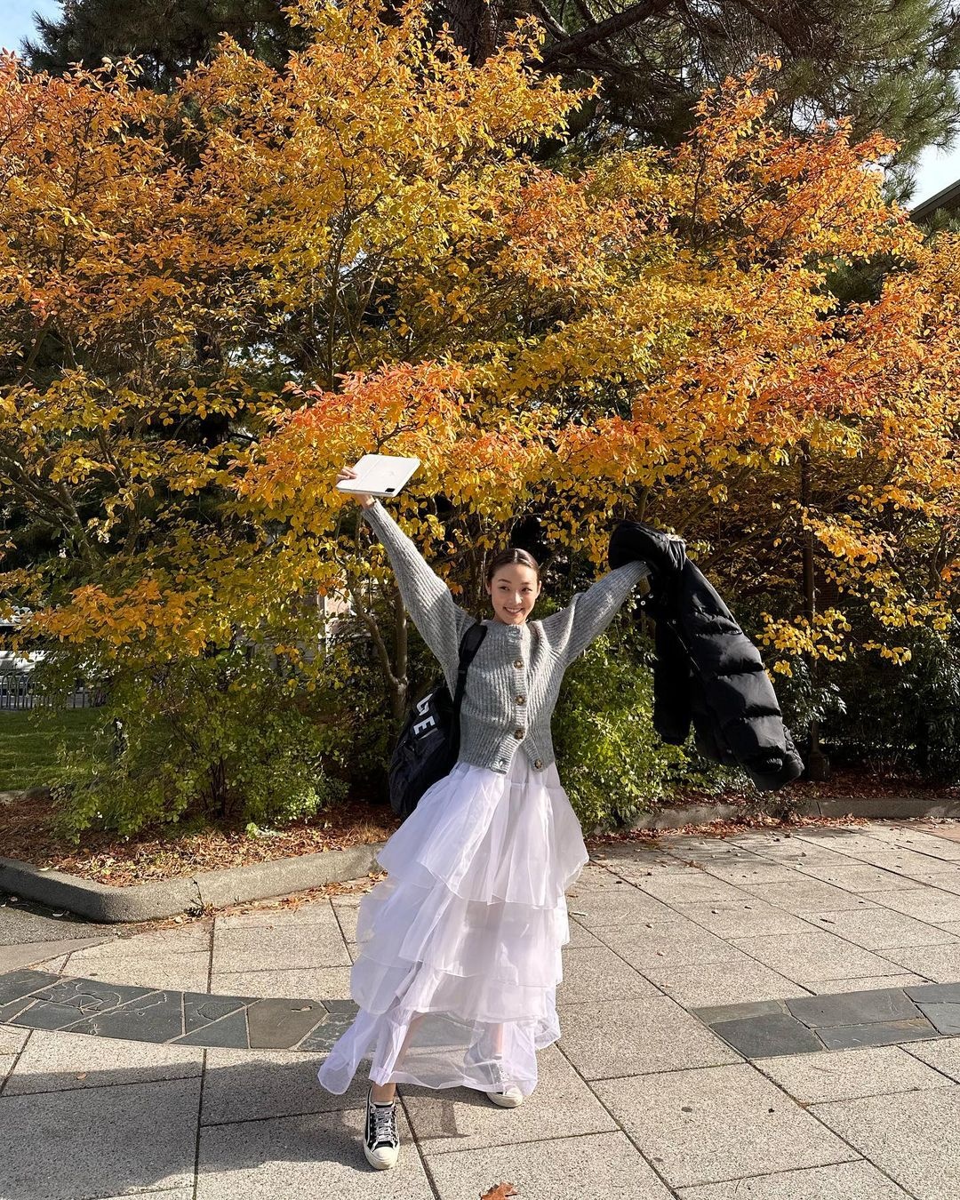 Hoa hau Trai Dat anh 11