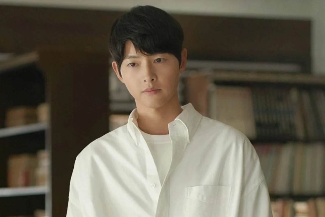 'Cau ut nha tai phiet' vuot 'Extraordinary Attorney Woo' hinh anh