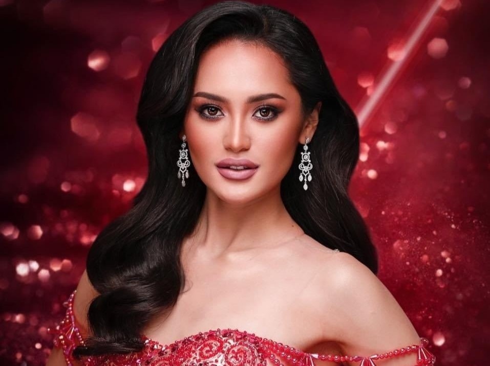 Hoa hau Hoan vu Lao lap ky luc hinh anh