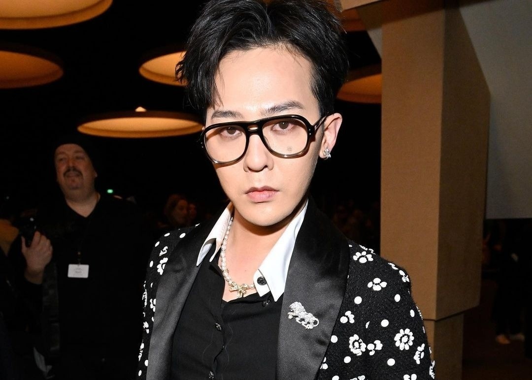 G-Dragon noi bat khi du show Chanel hinh anh