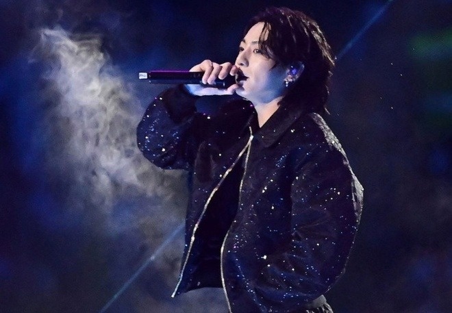 BTS trang tay Grammy anh 3