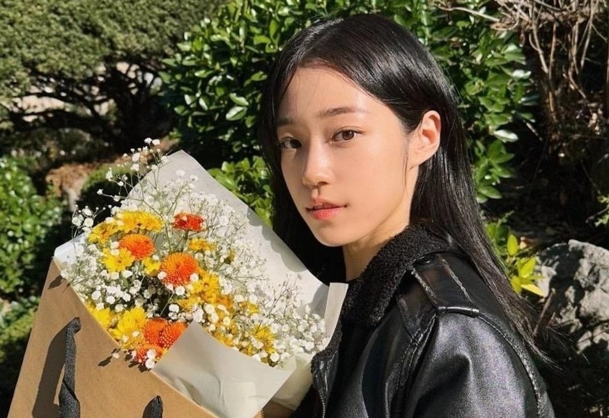 Nu dien vien Han Quoc gay sot voi ve ngoai trong treo hinh anh