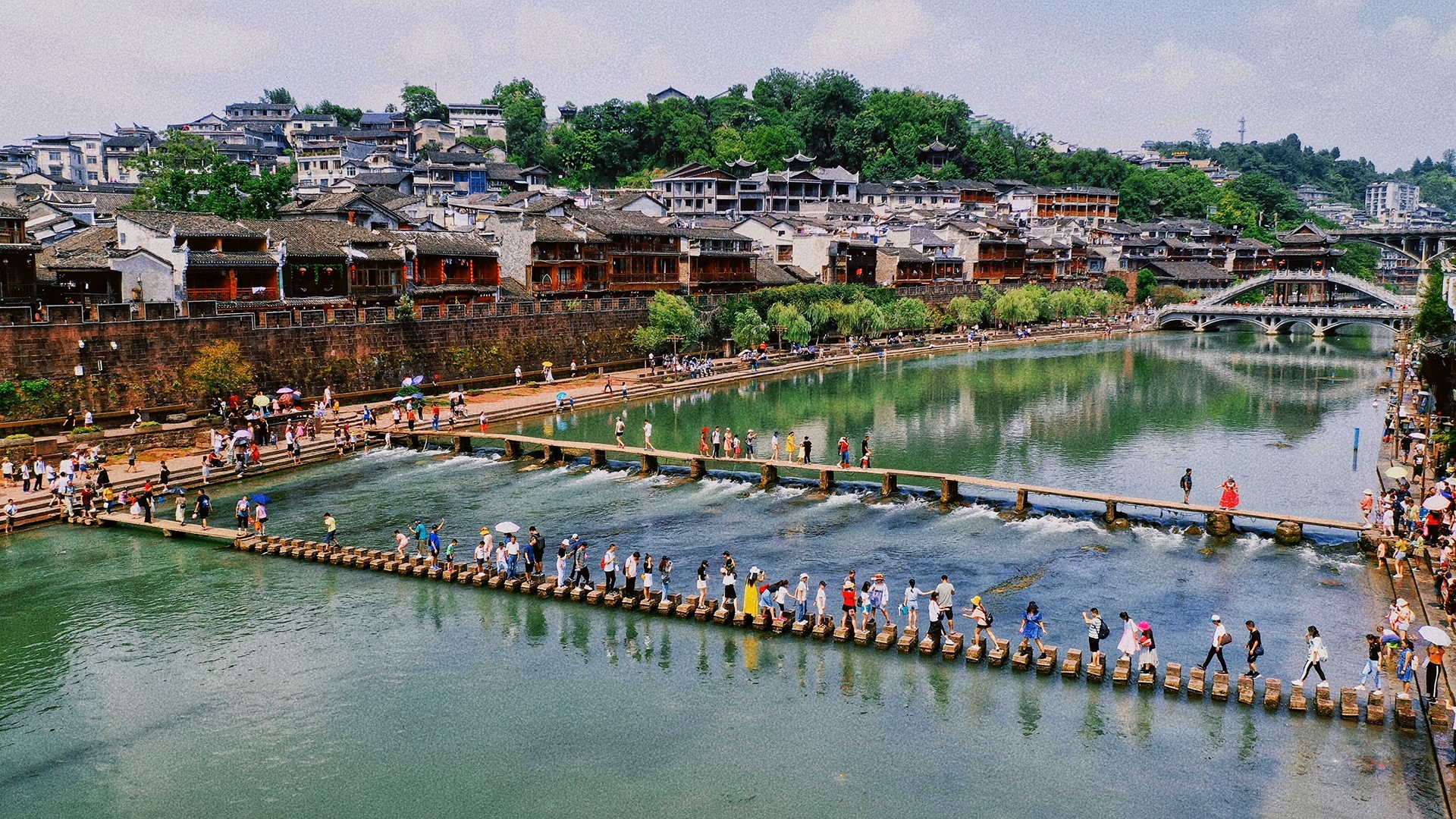 4 luu y khi du lich Phuong Hoang co tran hinh anh