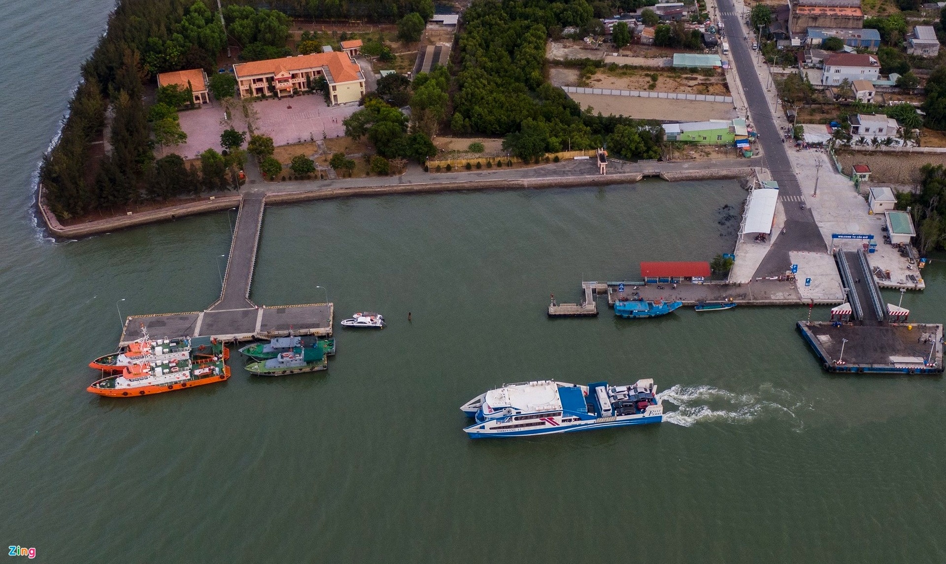 Du lich Viet Nam anh 1