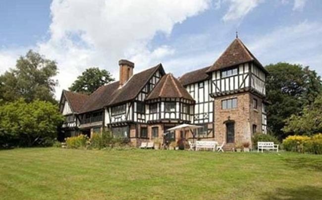 nha dat nhat the gioi anh 12