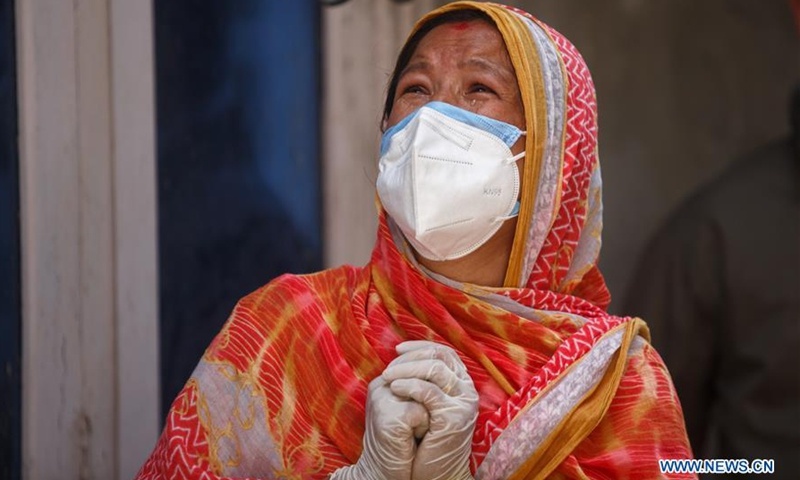 Bac si Nepal canh bao khung hoang Covid-19 anh 9