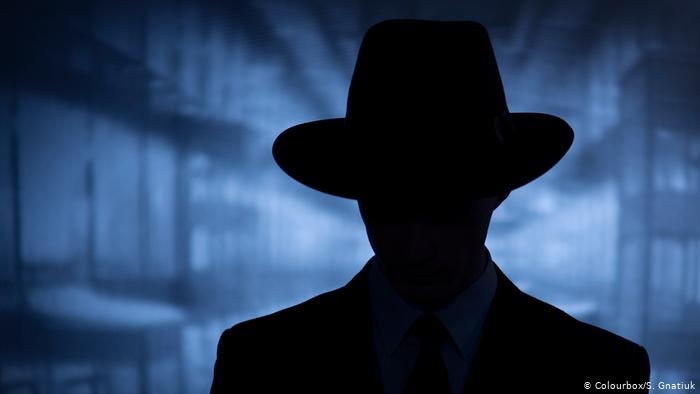 Duc bat giu diep vien 2 mang do tham cho Trung Quoc hinh anh