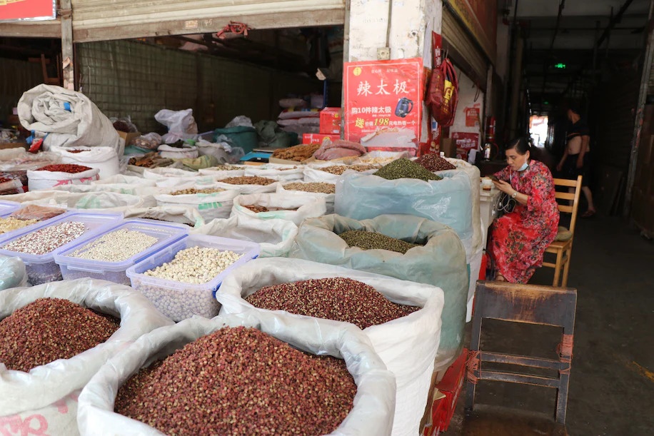 Tu Xuyen,  tieu Tu Xuyen,  kinh te Trung Quoc am dam,  gia hang hoa giam anh 5