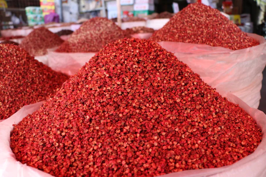 Tu Xuyen,  tieu Tu Xuyen,  kinh te Trung Quoc am dam,  gia hang hoa giam anh 2