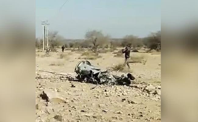 Hai chien dau co roi o An Do hinh anh