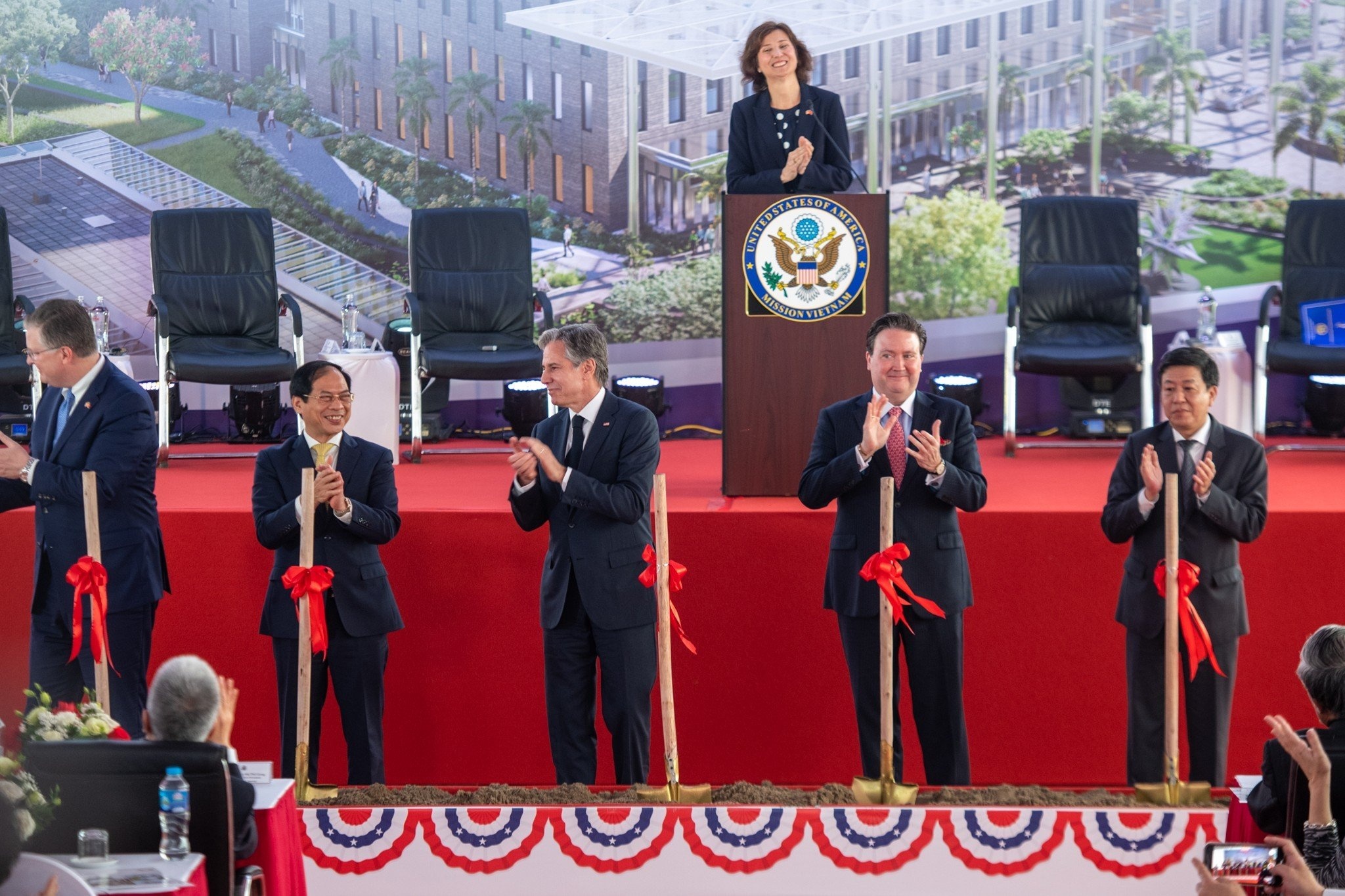 khoi cong dai su quan anh 6