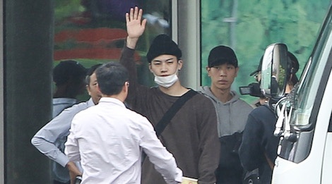 GOT7 xuat hien chop nhoang, fan doi mua cho don than tuong hinh anh